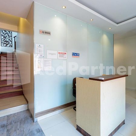 Ichiza Room Redpartner Jakarta Buitenkant foto