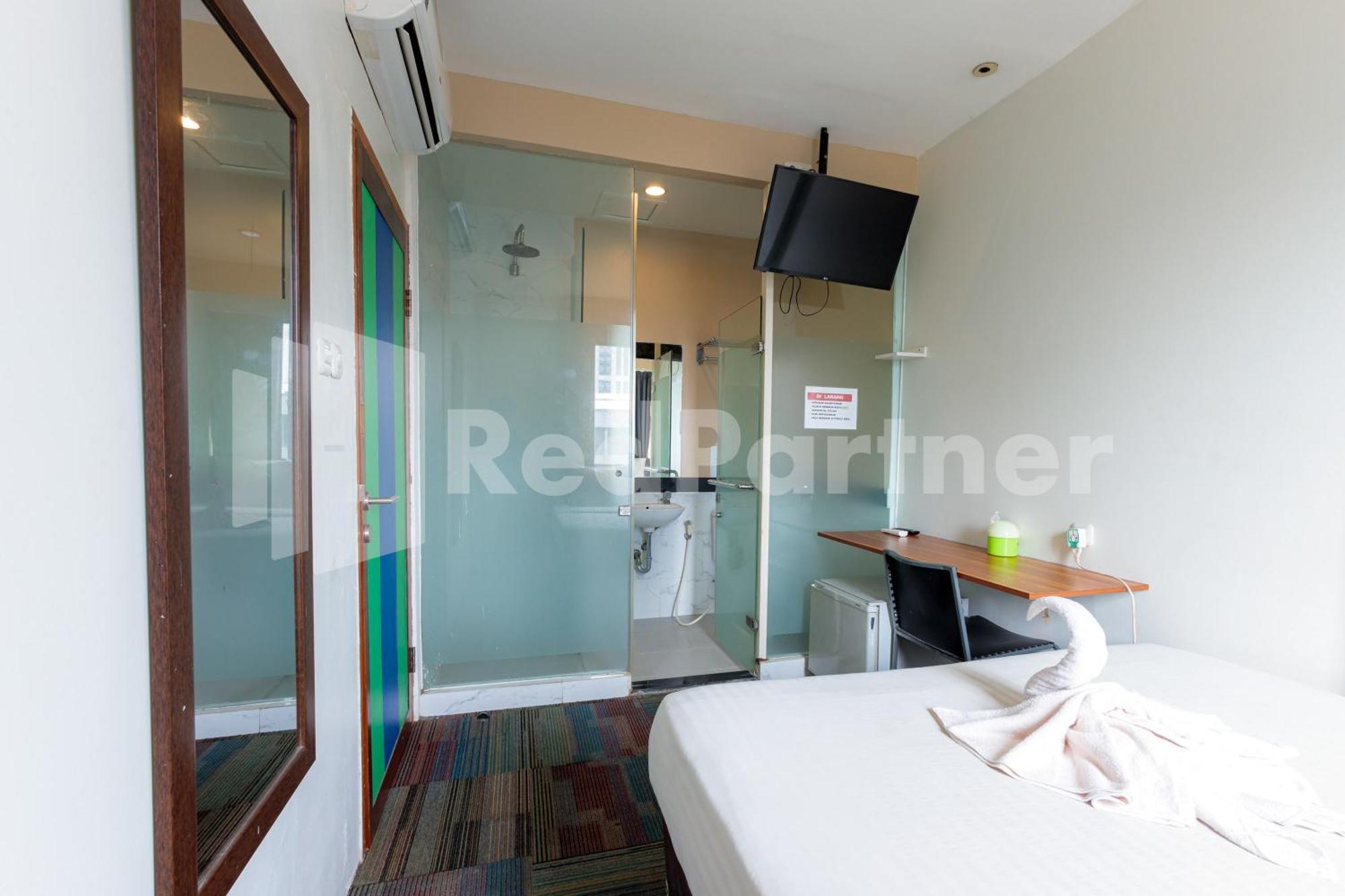 Ichiza Room Redpartner Jakarta Buitenkant foto