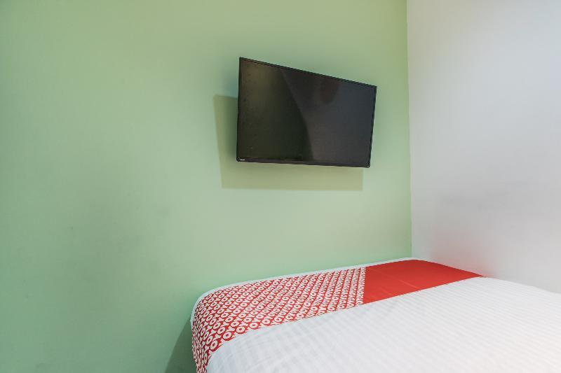 Ichiza Room Redpartner Jakarta Buitenkant foto